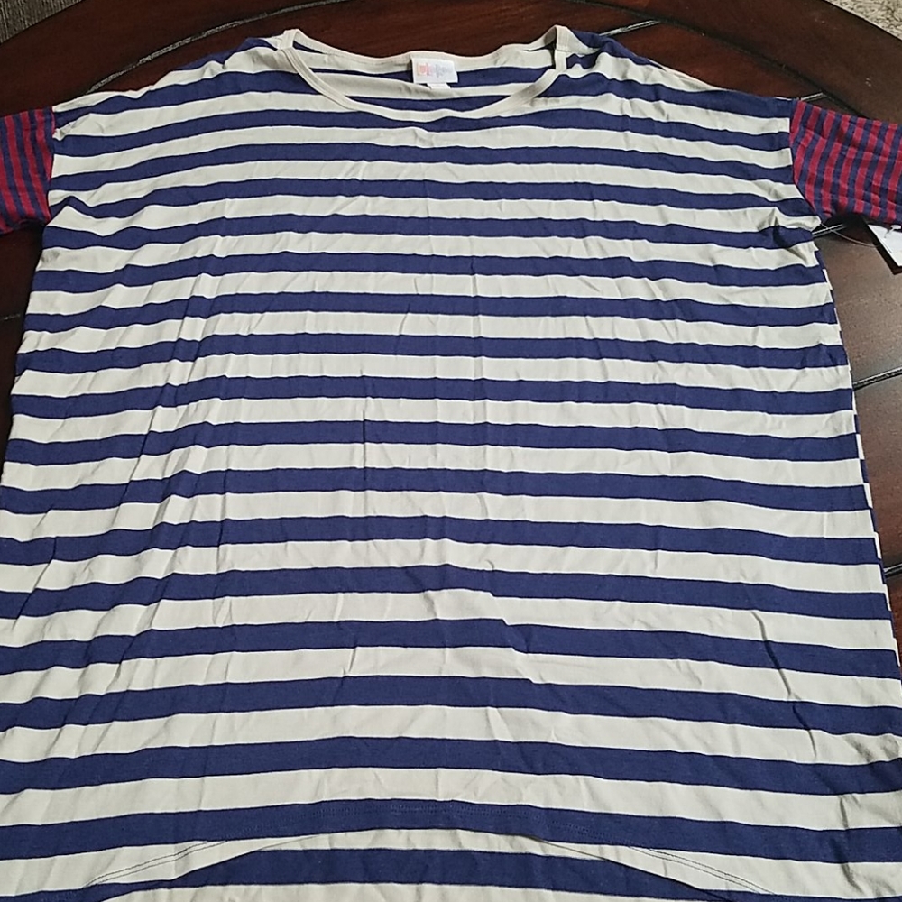 LuLaRoe Tunic Short Sleeved
